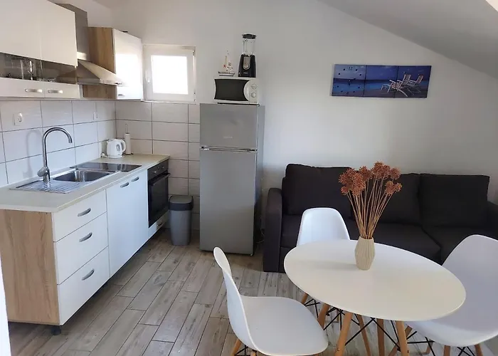 Durda * 希贝尼克